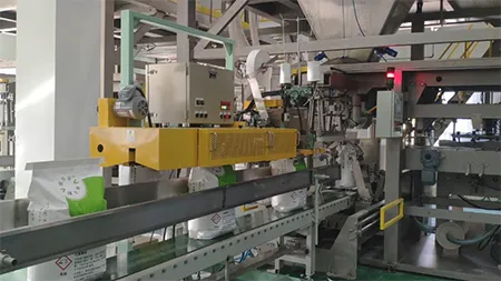 Máy đóng bao và xếp pallet Sodium formate (Natri format) tự động