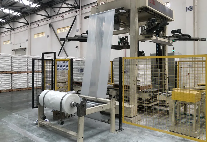 Máy chụp màng co tự động