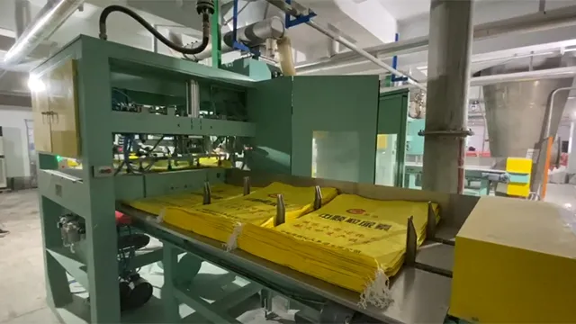 Máy đóng gói urê số lượng lớn tự động  Haoyuan, An Huy, Trung Quốc (1000 bao/giờ)
